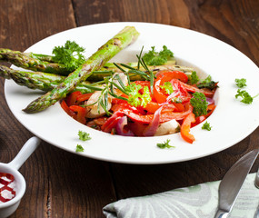 spargel paprika vegetaria gericht