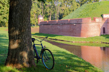 Fototapeta premium In the morning near the walls of the Nesvizhsky castle