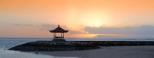 Foto op Canvas zonsondergang op het strand van Bali © NJ