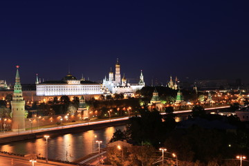 Obraz premium Russia, Moscow view of the Kremlin and the red square at night