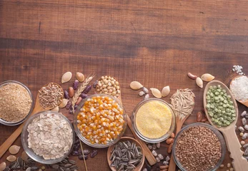 Selbstklebende Fototapeten Cereal grains © aboikis