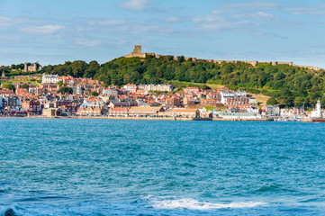 Fototapeta premium Scarborough South Bay harbor in North Yorskire, England