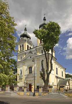 Fototapeta Church of the Assumption of the Virgin Mary in Bilgoraj. Poland