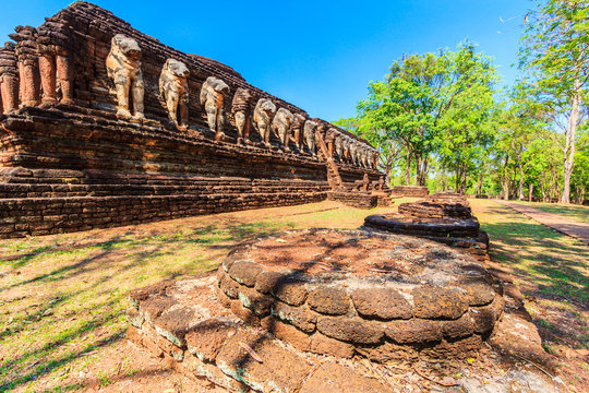 Kamphaeng Phet Historical Park in Kamphaeng Phet of Thailland