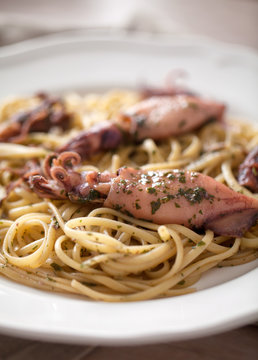 Seafood linguini