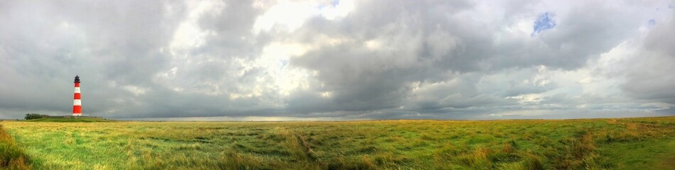 Obraz premium Leuchtturm an der Nordsee