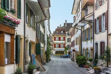 Fototapeta na wymiar street in Murten,,Switzerland