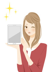 タブレットを持つ笑顔の女性