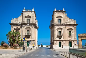 Schilderijen op glas Porta Felice een van de hoofdingang van de stad Palermo, Sicilië. © Aleksandar Todorovic