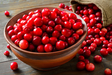 Cranberries in brown bowl