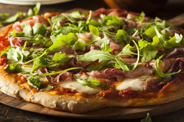 Prosciutto and Arugula Pizza