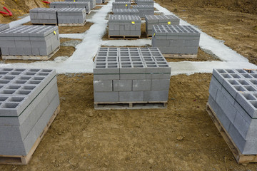 Construction des fondations d'une maison