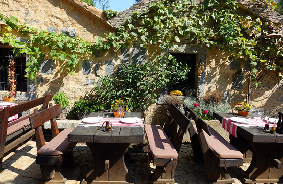 Restaurant dans une ferme dalmate en Croatie