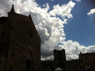 chiesa monteriggioni