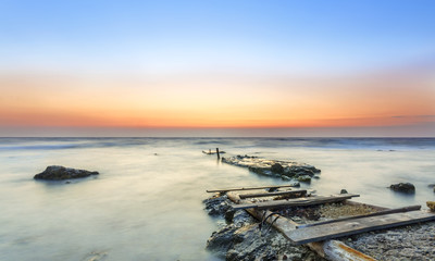 former place of descent of boats destroyed by the waves