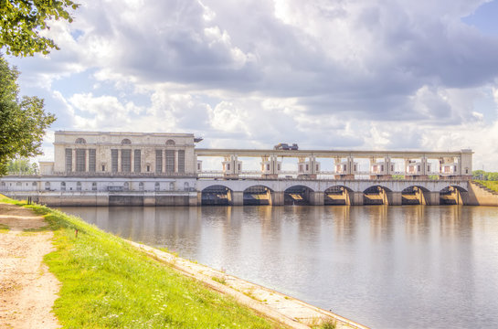 Hydroelectric panorama Volga Uglich
