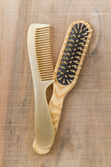 brosse et peigne (P37)