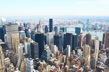 Fototapeta na wymiar Cityscape view of Manhattan from Empire State Building
