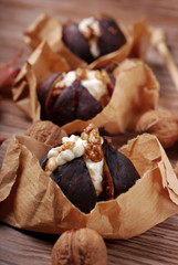 baked figs with cheese,walnuts and honey