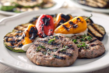 Hamburger with grilled mixed vegetables