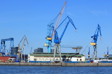 Fototapeta na wymiar Hamburg harbor, Germany