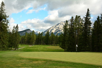 Fototapeta na wymiar Banff Springs golf course.
