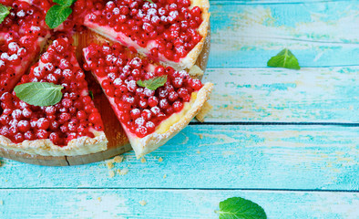 delicious berry tart