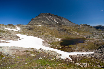 Fototapeta na wymiar Besseggen Ridge in Jotunheimen National Park, Norway