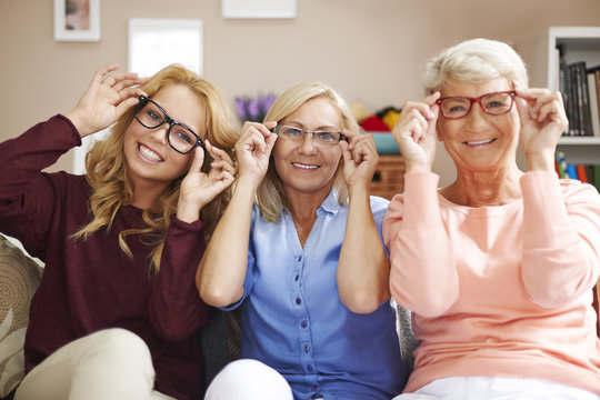 Fashion frames of glasses for each, despite of age