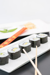 Avocaounagimaki Makimono Sushi