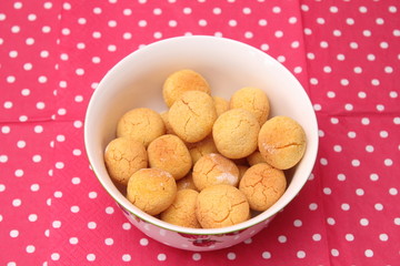 Hundekekse Maiskugeln mit Honig