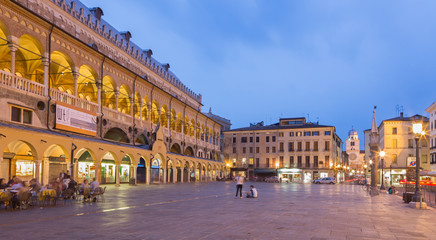 Fototapeta na wymiar Padua - Piazza delle Erbe in evening and Palazzo della Ragione.