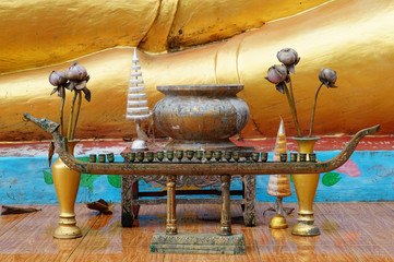 altar table thailand