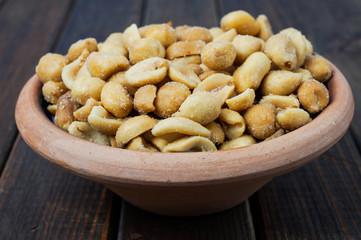 roasted peanuts