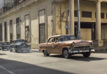 Fototapeten Autos in Havanna, Kuba © Roberto Lusso