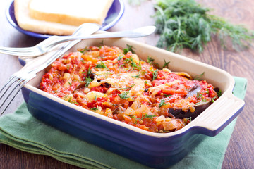 Aubergine in tomato sauce