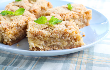 Apple, cinnamon bars