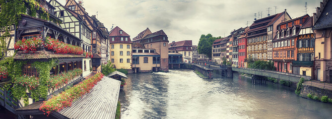 water panorama in Strasbourg - obrazy, fototapety, plakaty