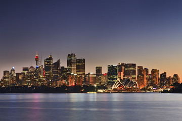 Fototapeta na wymiar Sydney CBD Pan Cremorne Sunset