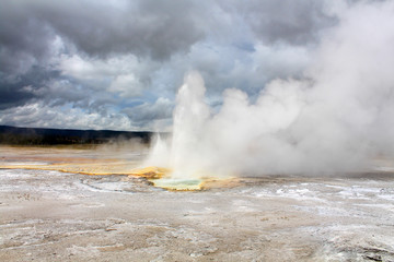 Yellowstone National Park - geyser