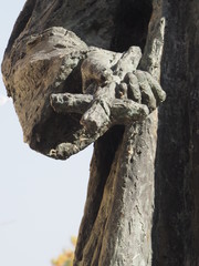 Escultura de San Juan de la Cruz en Segovia