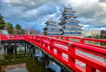 Fototapeta premium Matsumoto castle in Matsumoto Nagano, Japan