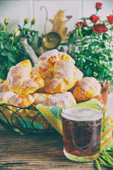 crescent roll with marmalade