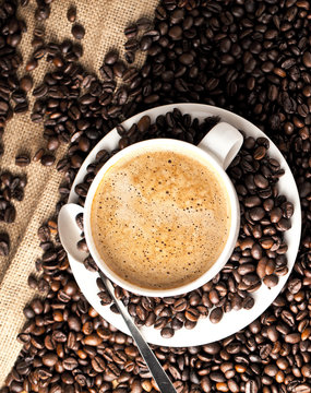 Frisch zubereitete Kaffe und kaffe kuchen © karepa