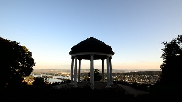 am Niederwalddenkmal