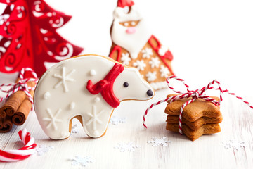Gingerbread polar bear and Santa Claus