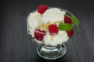 Ice cream with raspberry