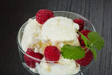 Ice cream with raspberry