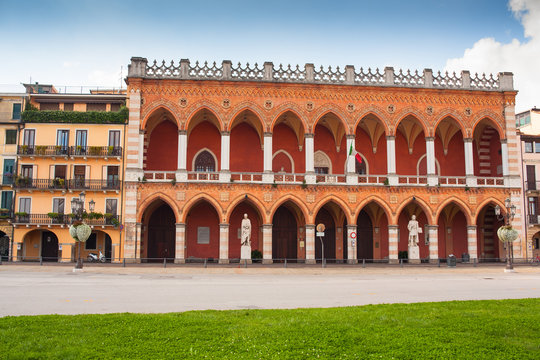 Loggia Amulea, Padova