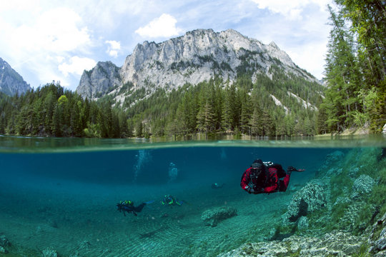 Austria, Styra, Tragoess, Green Lake, Divers